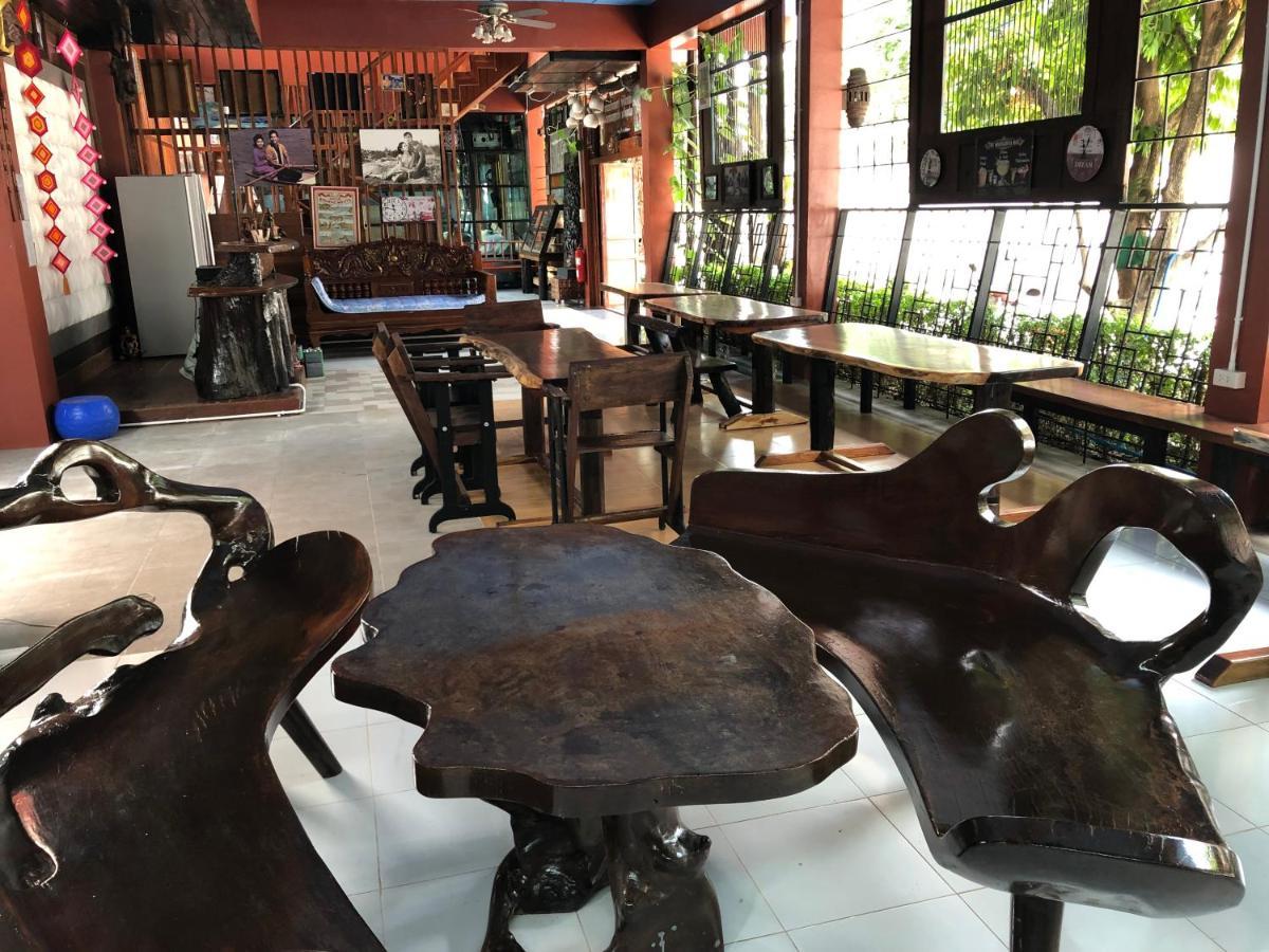 Nonthun 1 Hostel Khon Kaen Extérieur photo