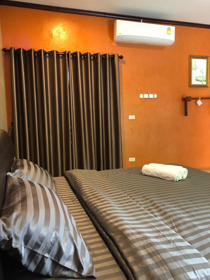Nonthun 1 Hostel Khon Kaen Extérieur photo